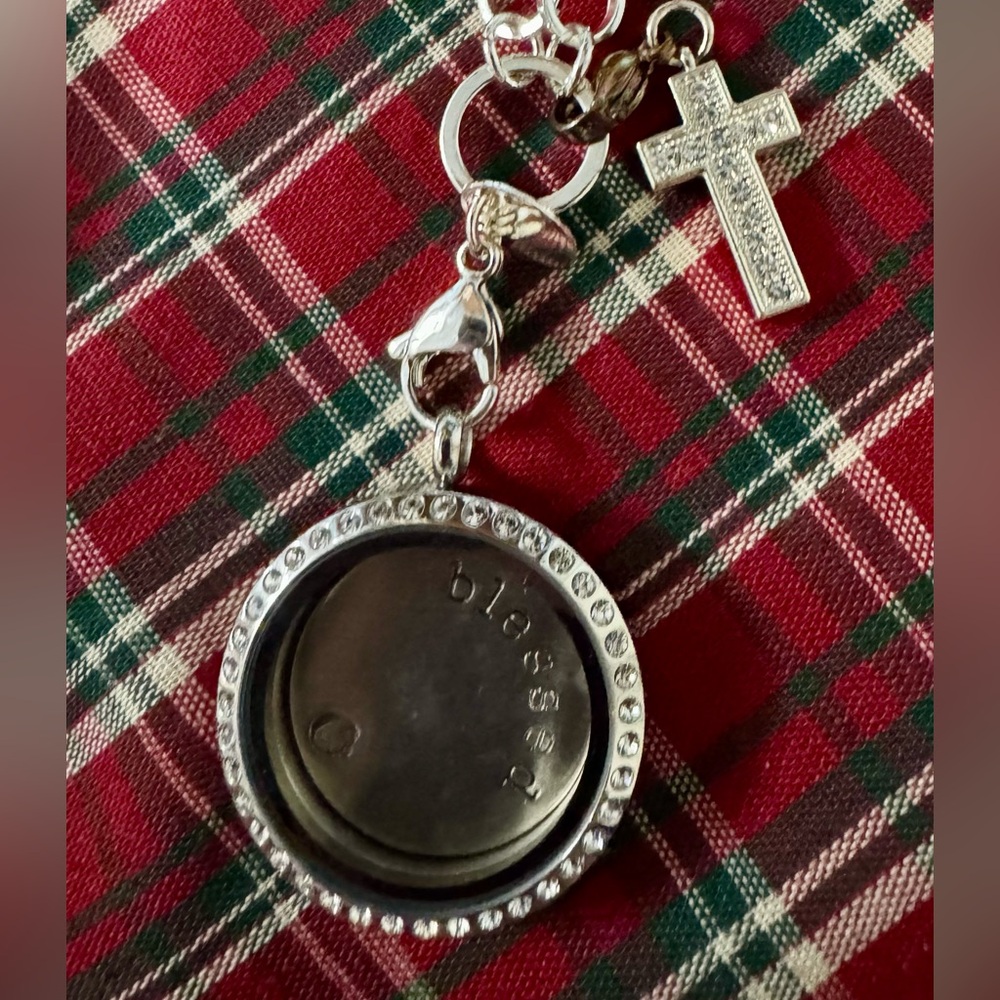 Origami Owl Silver Locket Necklace with Charms - Picture 2 of 4